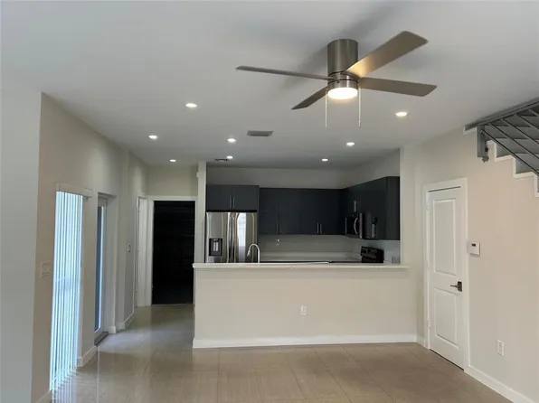 420 SE 16th St, Fort Lauderdale, FL 33316