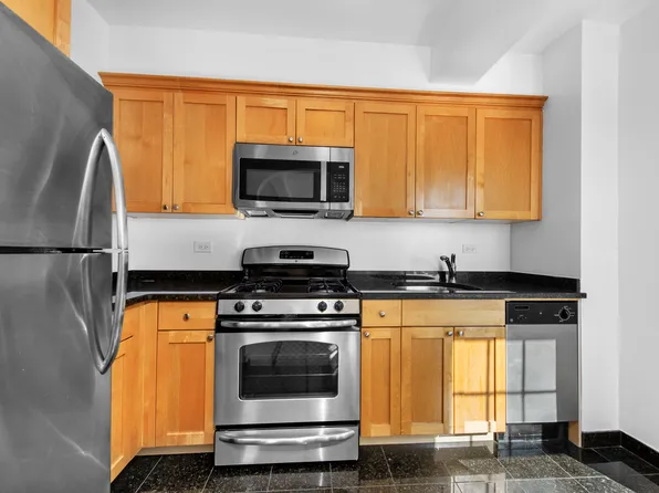 95 Christopher Street 12J image 3 of 6