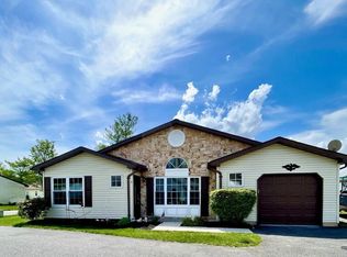 9 Ivy Ridge Clos #1000, Freehold, NJ 07728