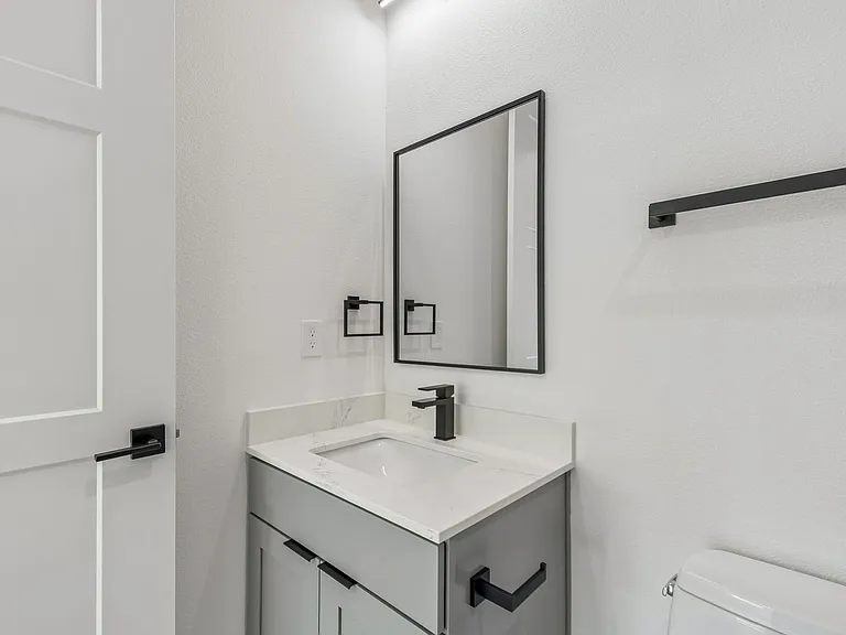 1218 E Kay St #14 — Photo 14
