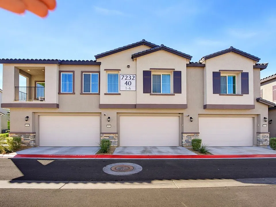 7232 N Decatur Blvd #6