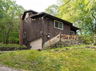 897 Mammoth Rd, Pelham, NH 03076