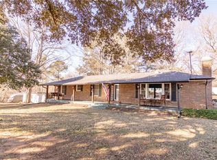 101 Callaham Dr, Belton, SC 29627