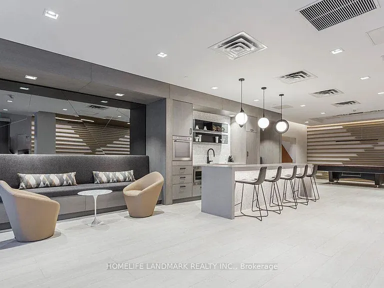 180 Fairview Mall Dr #103 — Photo 21