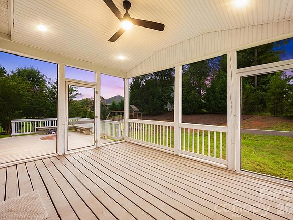 2nd image of 1004 Hawker Rd