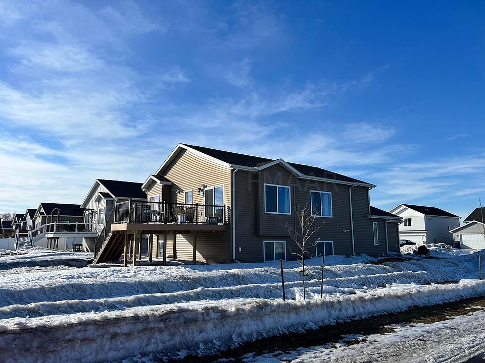 1st image of 3053 38th Ave S