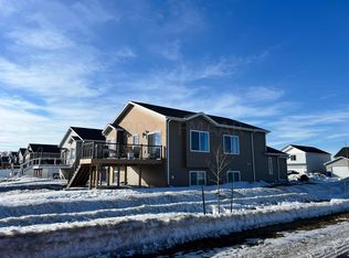 3053 38th Ave S, Moorhead, MN 56560