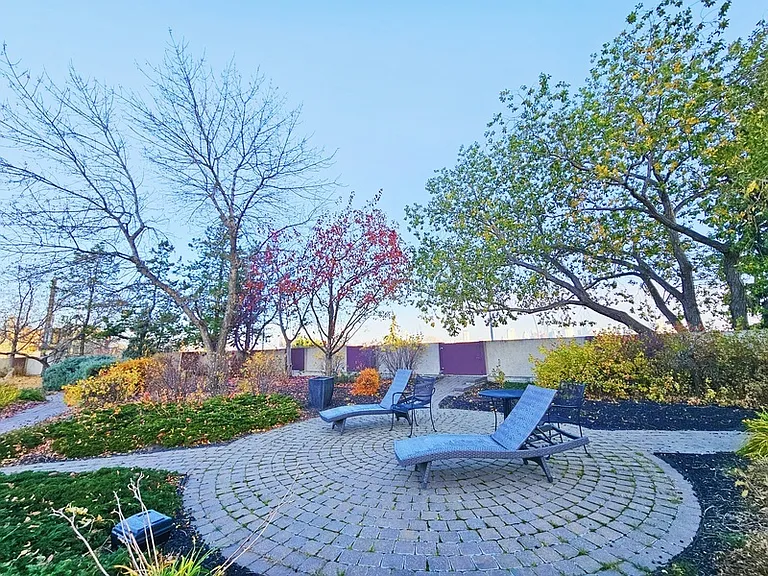 10883 Saskatchewan Dr NW #1401 — Photo 33