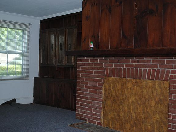 4th image of 1 Hollybrook Farm Ln #3