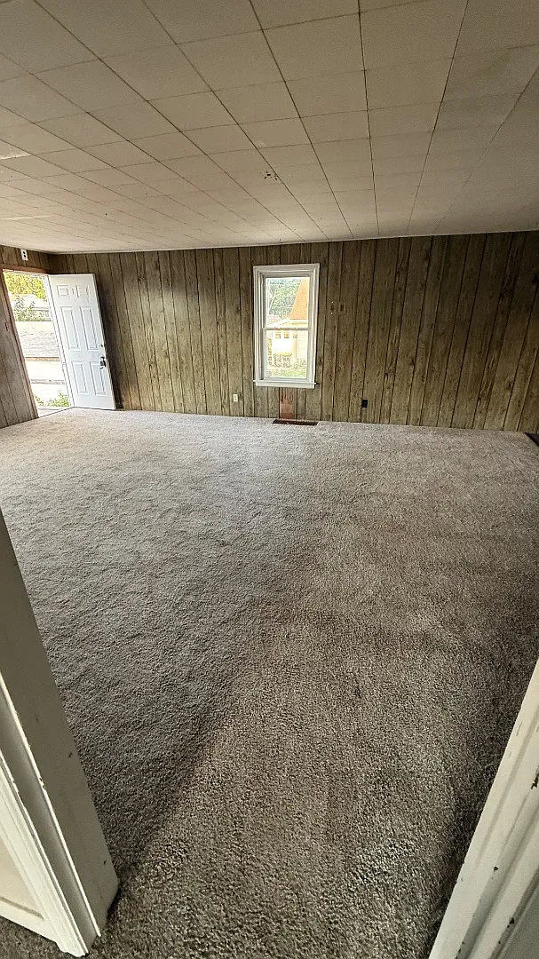 214 West Jefferson Street - 214 - 01 — Photo 1