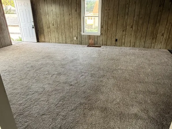214 W Jefferson St #1, Osceola, IA 50213