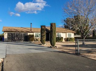 10915 Merino Rd, Apple Valley, CA 92308