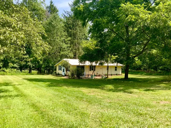 101 Center St, Gambier, OH 43022