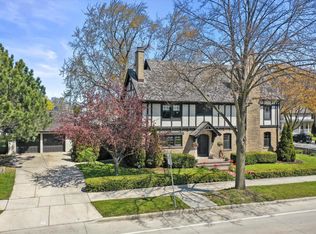 304 16th St, Racine, WI 53403