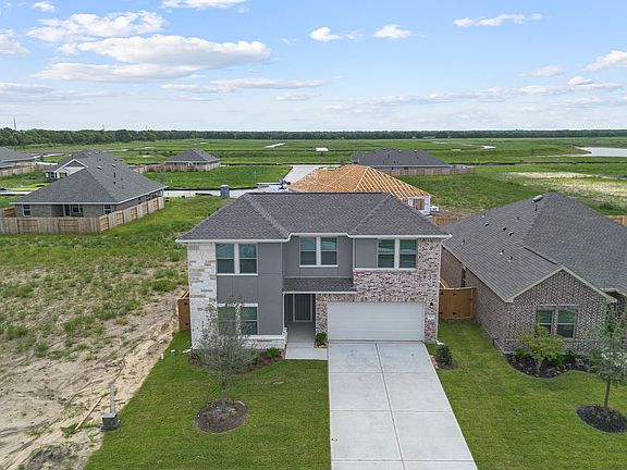 5th image of 2418 E Heritage Dr