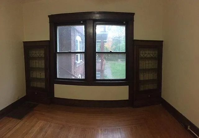Dining Room Cabs