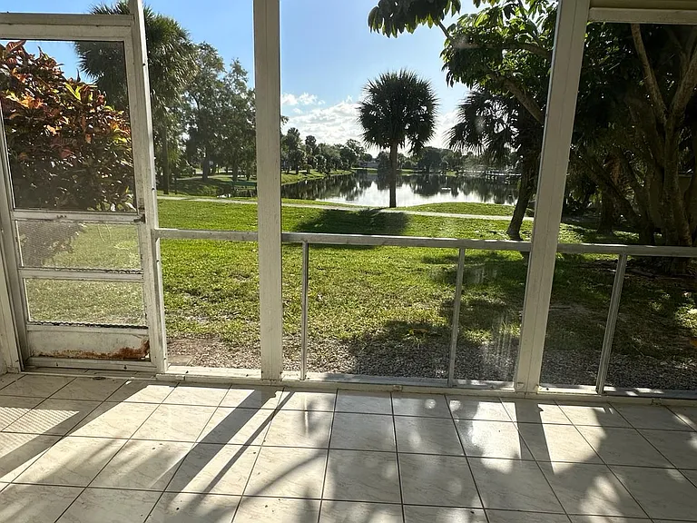 225 Bonnie Blvd #116 — Photo 6