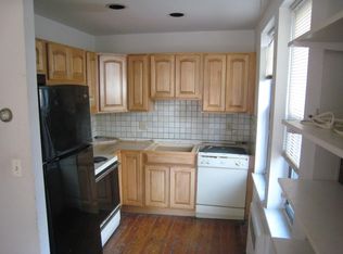 57 Charter St APT 4D, Boston, MA 02113