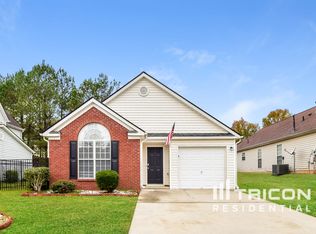 5726 Rockaway Dr, Union City, GA 30291