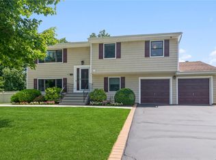 45 Kool Pl, Port Jefferson Station, NY 11776