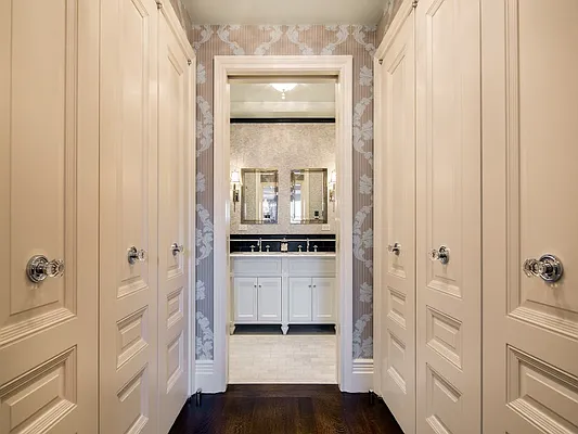 Sold by Sotheby's International Realty | media 7