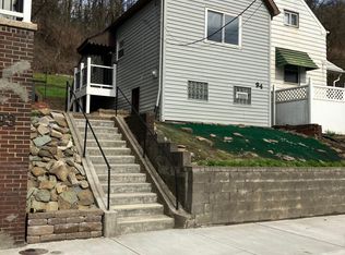 94 Irvine St, Pittsburgh, PA 15207