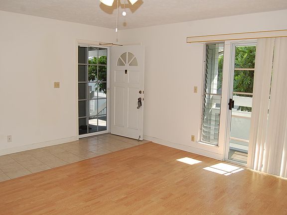 2nd image of 355 Aoloa St APT A204