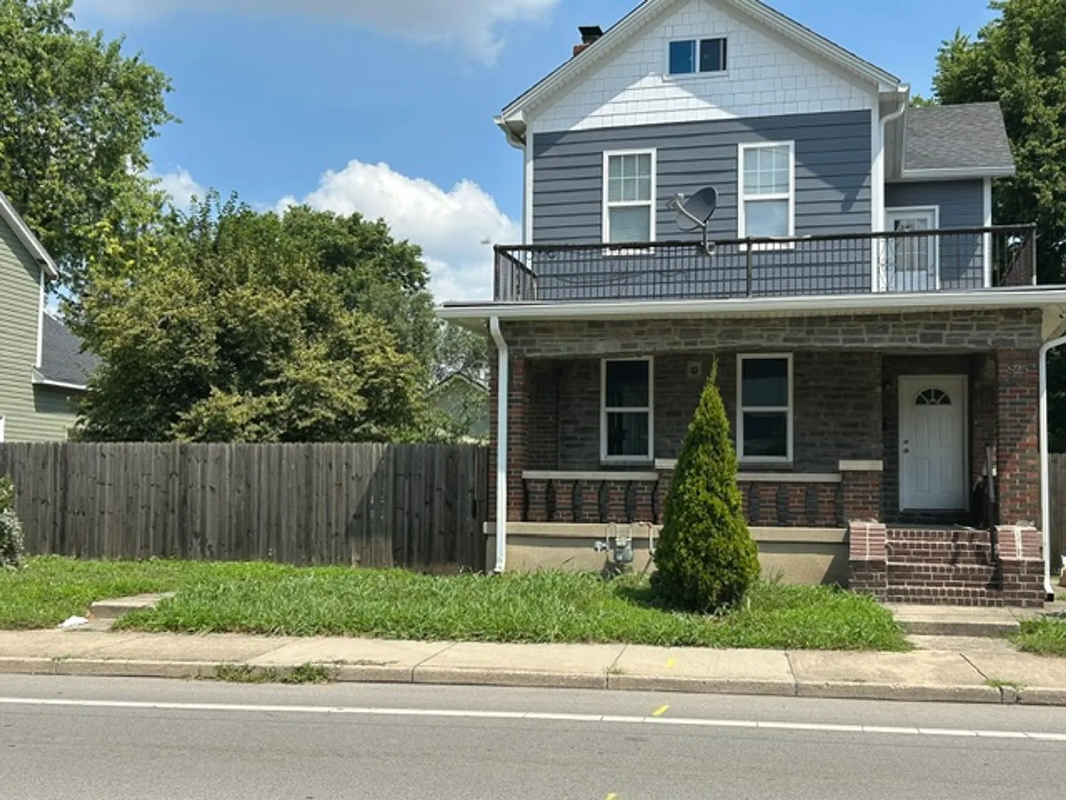 925 XENIA — Photo 1