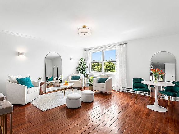 2nd image of 382 West St APT 3A