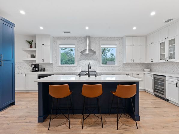 3300 Lost Oasis Holw