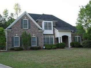 1835 Barrett Downs Dr, Cumming, GA 30040