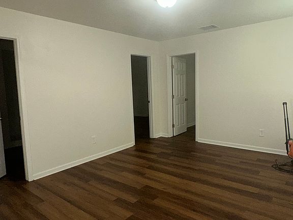 5th image of 4545 Verne Rd