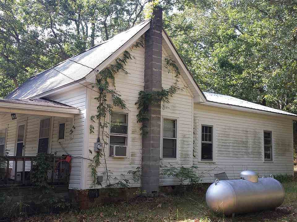 2nd image of 3002 Lebanon Rd