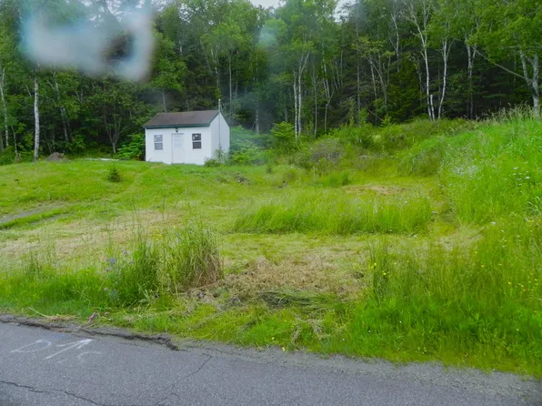 588 N N Lubec Road, Lubec, ME 04652
