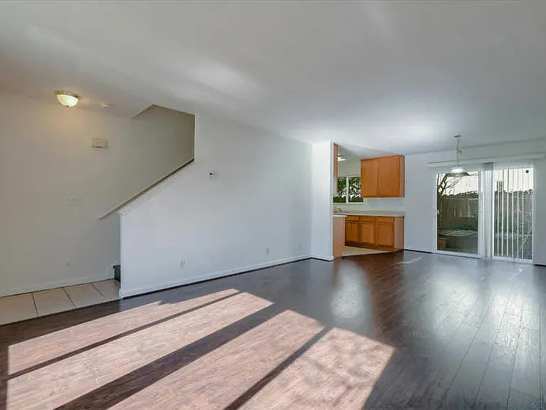 20363 Royal Ave — Photo 4