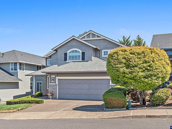 3rd image of 9016 SE Emily Park Way
