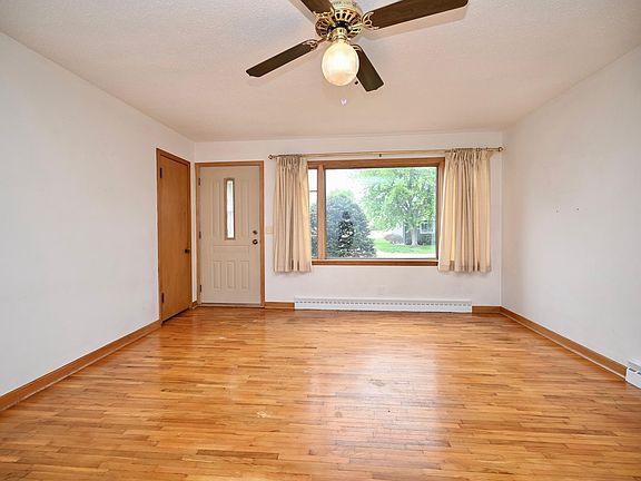 3rd image of 730 47th Ave