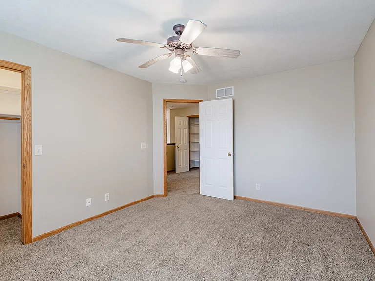 8804 Sicily Ln — Photo 31