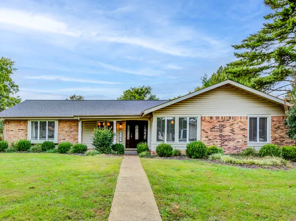2187 Silverwood Ln, Chesterfield, MO 63017
