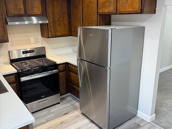 4th image of 3937 Gresham St Unit A
