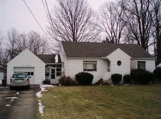 29850 Grand Blvd, Wickliffe, OH 44092