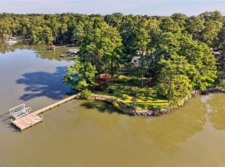 502 Piney Point Rd, Yorktown, VA 23692
