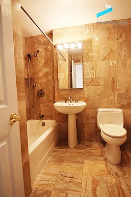 Rented by FirstService Realty (legacy) | media 21