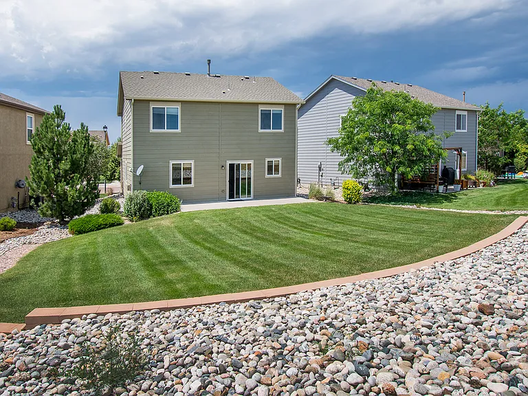 7687 Manistique Dr — Photo 14