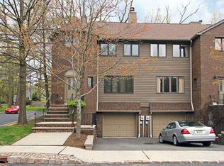 10 Village Green Ct, South Orange, NJ 07079