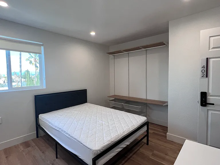 1224 W 37th Pl — Photo 60