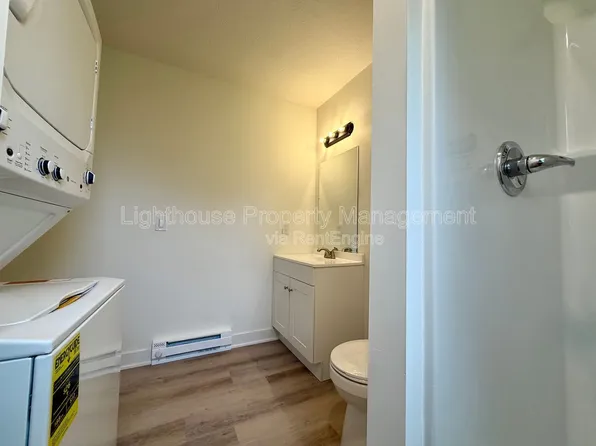 310 Allen Ave #3, Muskegon, MI 49442