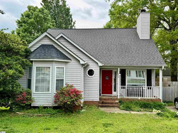 438 Timberview Ln, Simpsonville, SC 29681