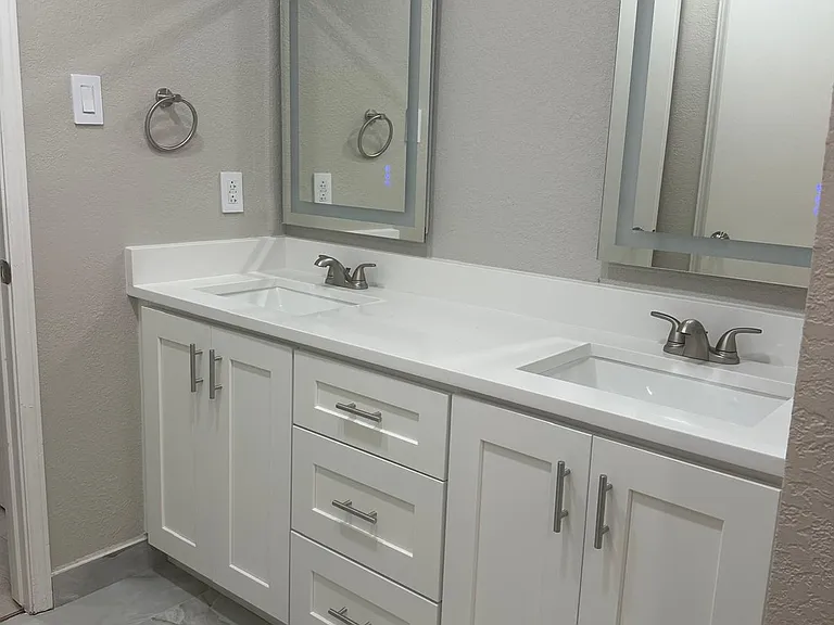 2415 Amber Hill Ln — Photo 17