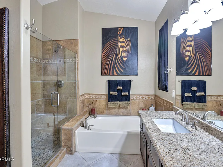 10655 E Acacia Dr — Photo 32